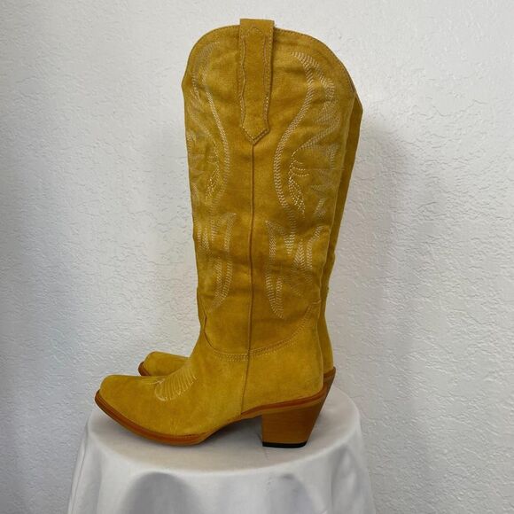 NEW Mustard Yellow Faux Suede Flame Stitched Western Cowgirl Boots US 6 - Picture 2 of 8